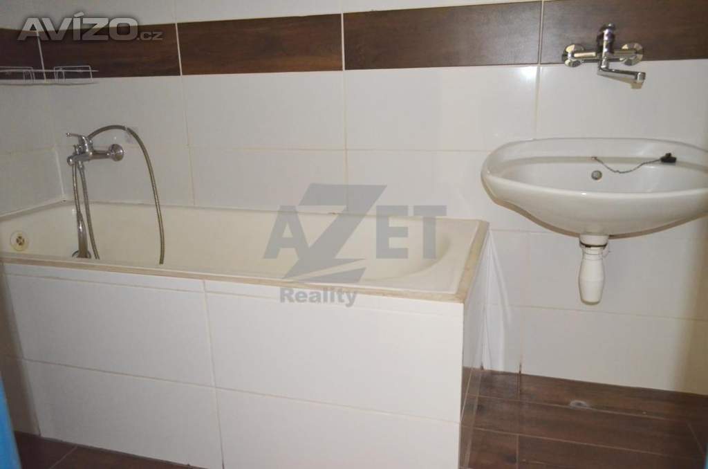 Foto inzerátu Prodej rodinného domu 8+2, 781 m2, Šumvald