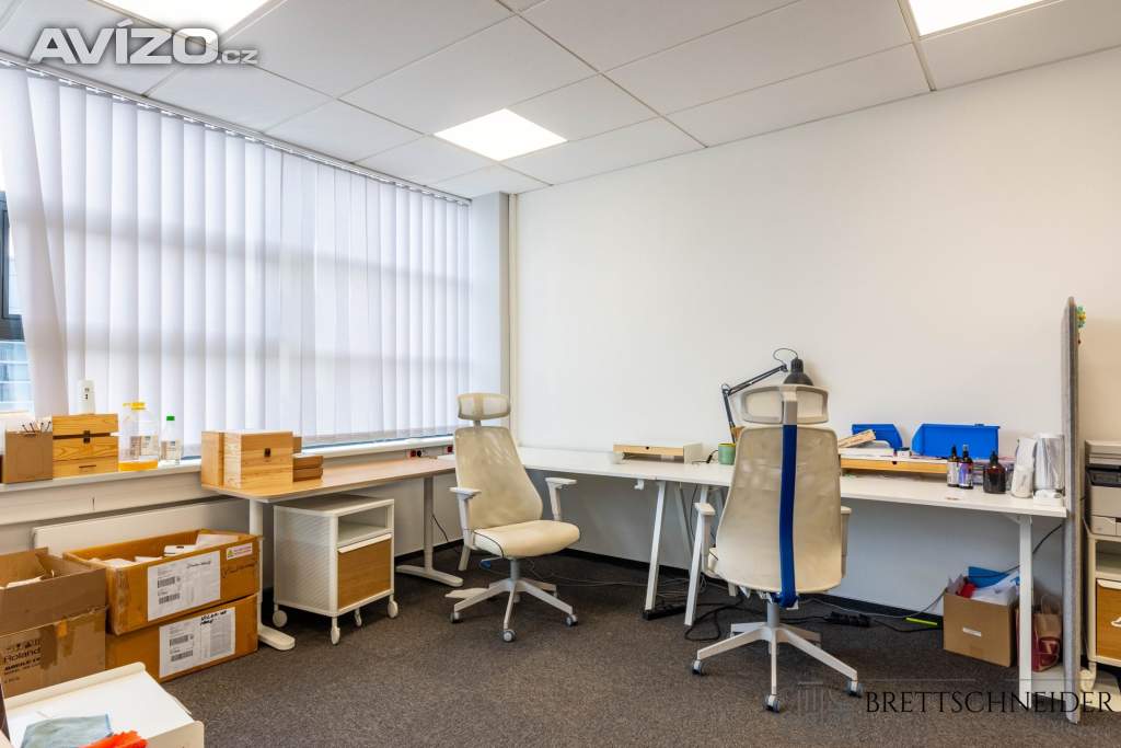 Foto inzerátu Podnájem multifunkční haly - sklad, výroba, kanceláře 2 694 m², Ostrava - Hrabová