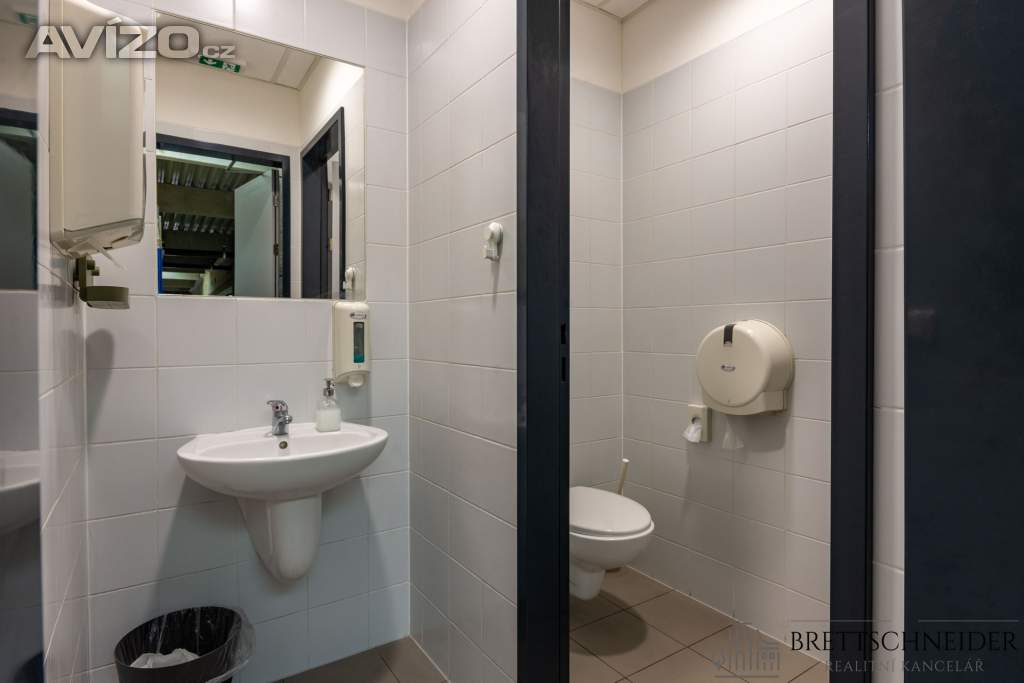 Foto inzerátu Podnájem multifunkční haly - sklad, výroba, kanceláře 2 694 m², Ostrava - Hrabová