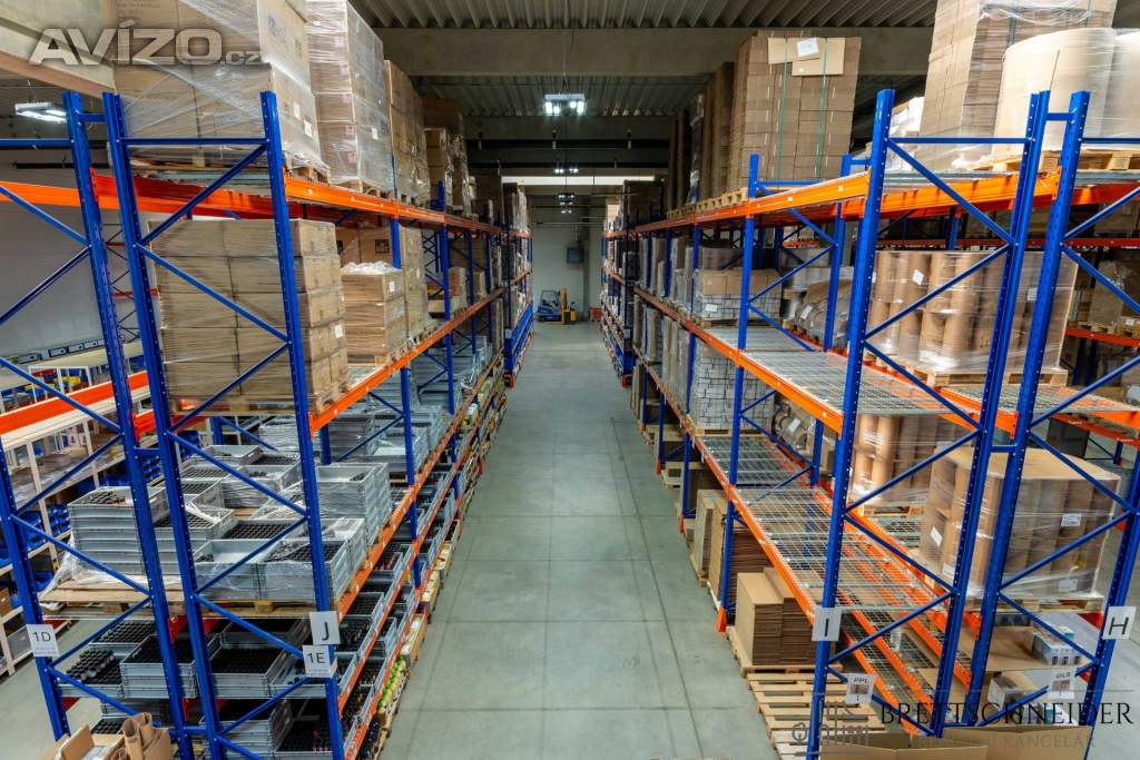 Foto inzerátu Podnájem multifunkční haly - sklad, výroba, kanceláře 2 694 m², Ostrava - Hrabová