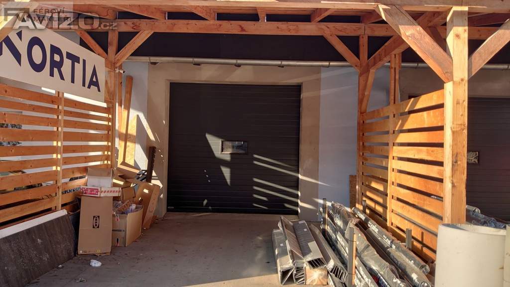 Foto inzerátu Nabízíme k dlouhodobému nájmu skladovací či provozní prostory 120 m2 v Chlebovicích Frýdek Místek