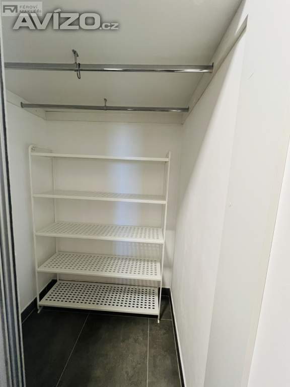 Foto inzerátu Pronájem zařízeného bytu 1+kk s terasou a parkovacím stáním – Čeladná