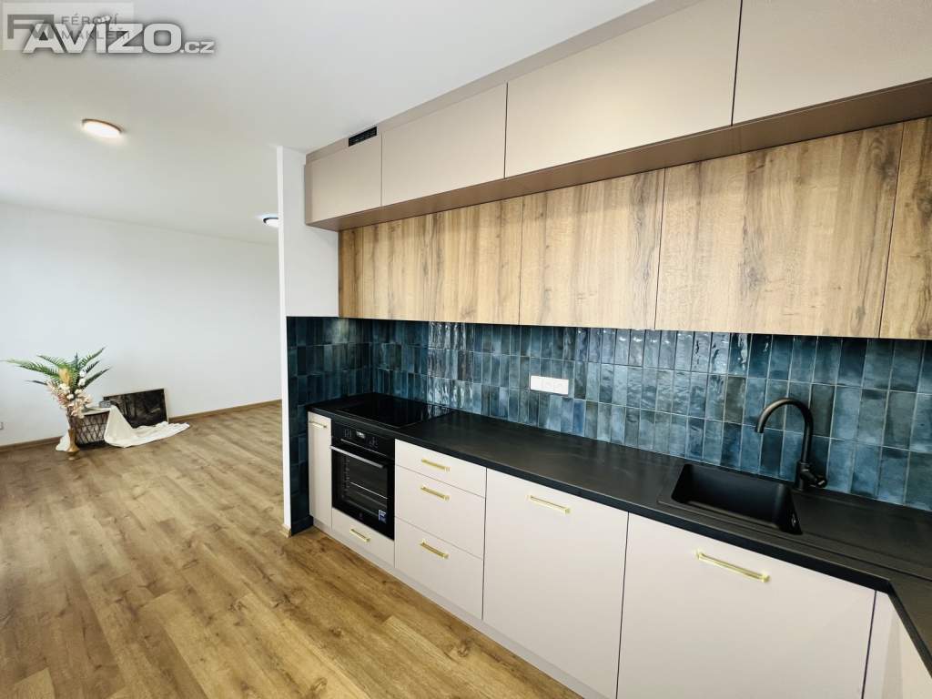 Foto inzerátu Byt 2+kk s lodžií Aleše Hrdličky