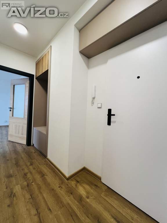 Foto inzerátu Byt 2+kk s lodžií Aleše Hrdličky