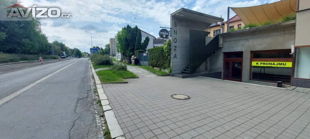 Pronájem obchodních prostor 130 m2, centrum Valašského Meziříčí, ul. Vsetínská