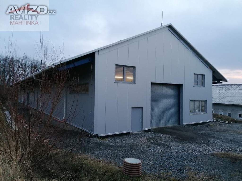 Pronájem haly 820 m2, Valašské Meziříčí