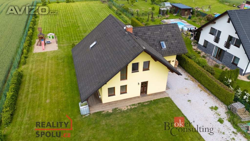 Prodej rodinné domy, 182 m2 -