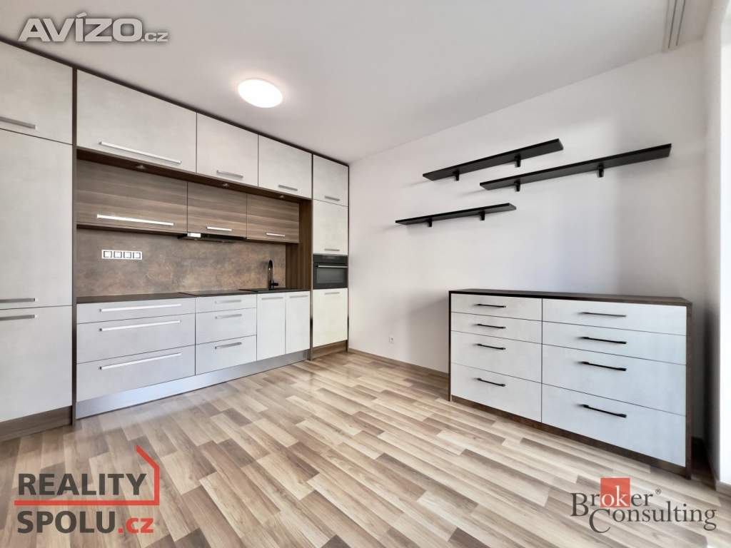 Pronájem byty 1+1, 37 m2 -