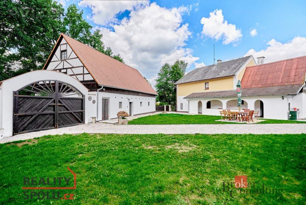 Prodej zemědělská usedlost, 200 m2 - Okrouhlá