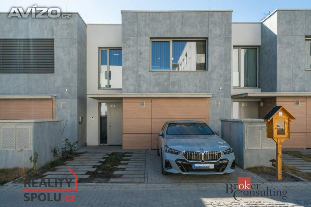 Prodej rodinné domy, 175 m2 - Pardubice - Pardubičky