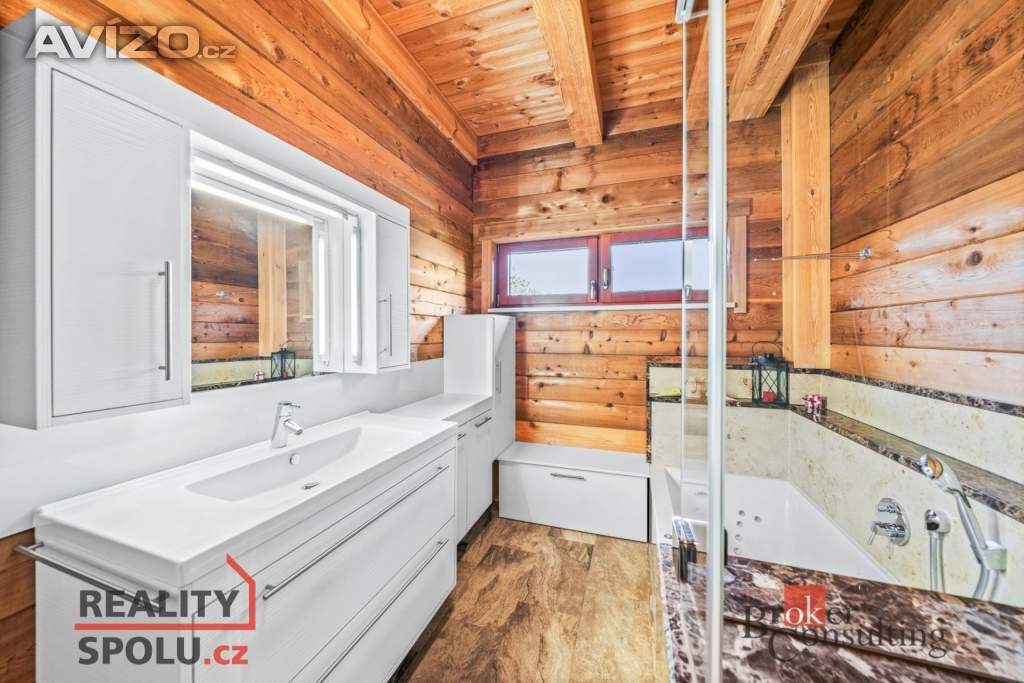 Foto inzerátu Prodej rodinné domy, 428 m2 - Tachov