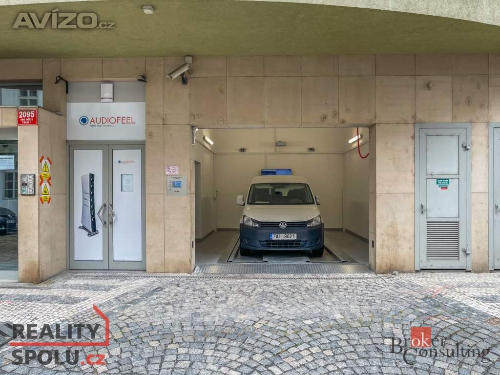 Prodej garážové stání, 15 m2 - Praha - Nové Město