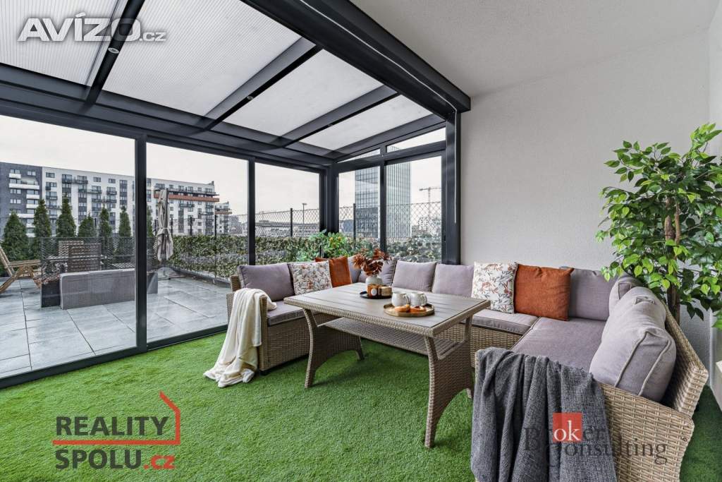 Prodej byty 2+kk, 136 m2 - Praha - Vysočany
