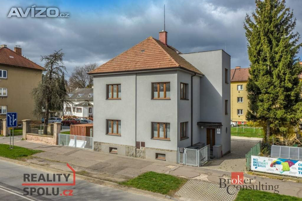 Prodej vila, 226 m2 - Chrudim III