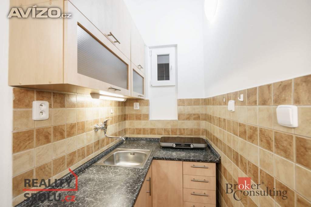 Prodej bytu 1+kk 30 m2, Praha