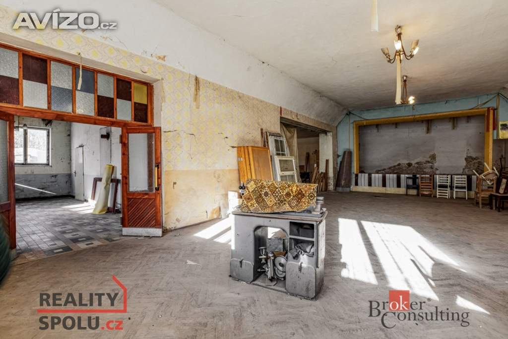 Foto inzerátu Prodej rodinné domy, 395 m2 - Úsobí