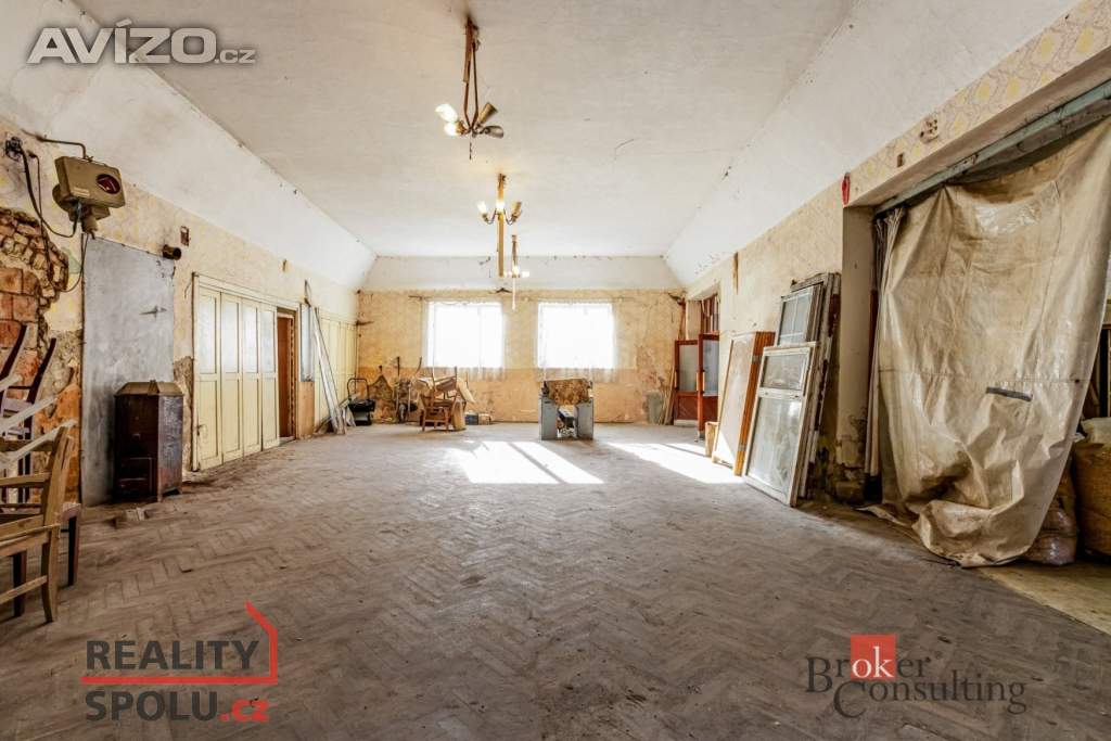 Foto inzerátu Prodej rodinné domy, 395 m2 - Úsobí