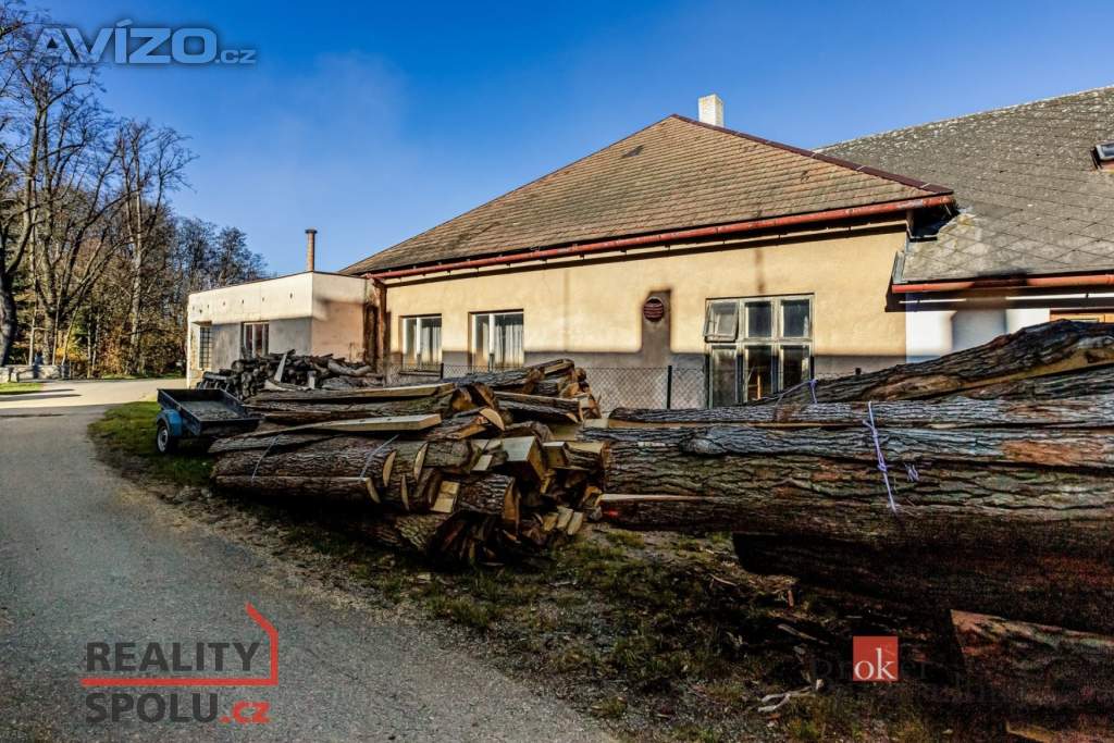 Foto inzerátu Prodej rodinné domy, 395 m2 - Úsobí