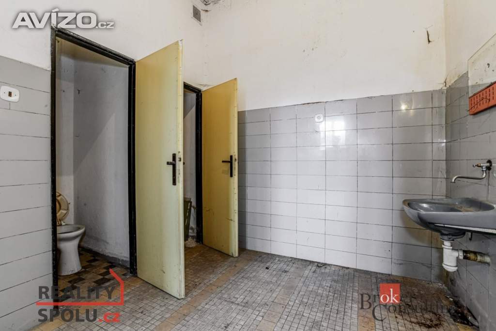 Foto inzerátu Prodej rodinné domy, 395 m2 - Úsobí