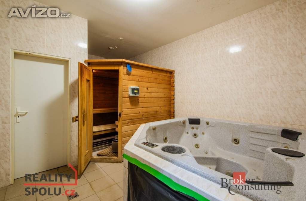 Foto inzerátu Prodej ubytování, 2 358 m2 - Rosice