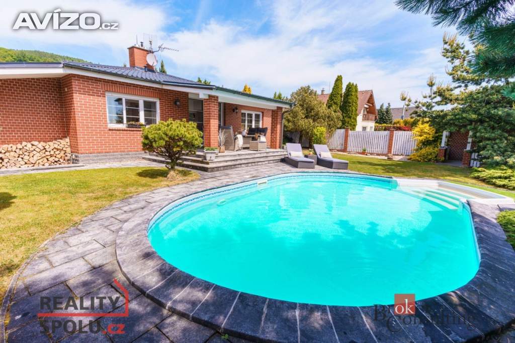 Pronájem rodinného domu 368 m2, Krupka