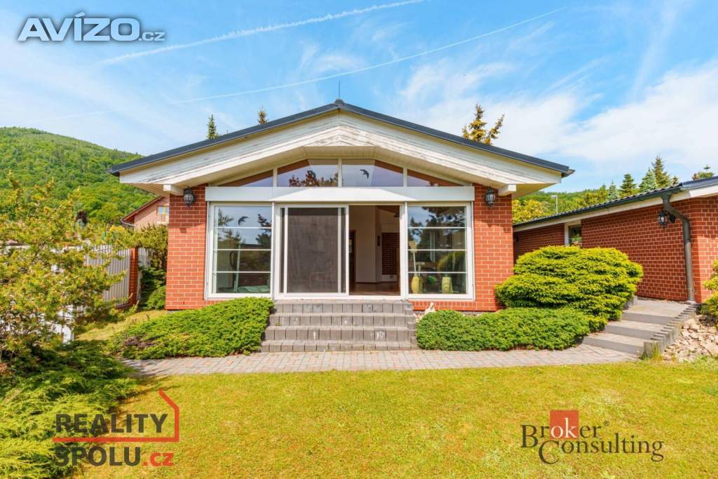 Foto inzerátu Pronájem rodinného domu 368 m2, Krupka