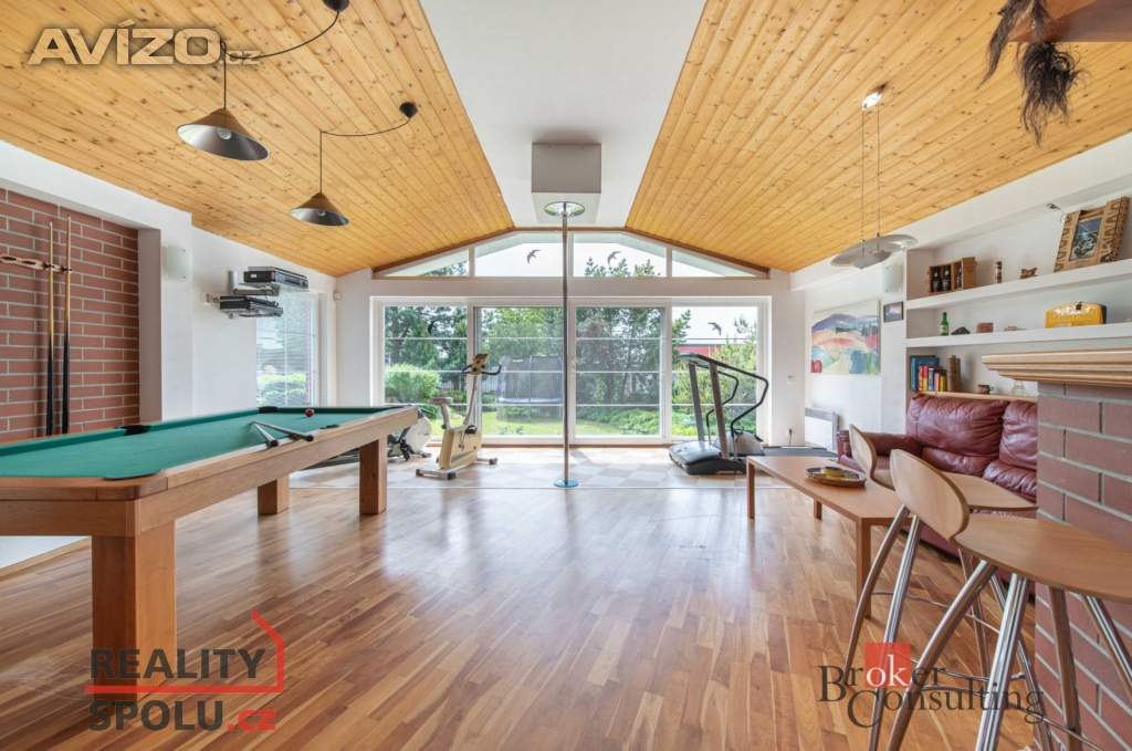 Foto inzerátu Pronájem rodinného domu 368 m2, Krupka