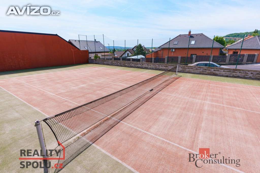 Foto inzerátu Pronájem rodinného domu 368 m2, Krupka