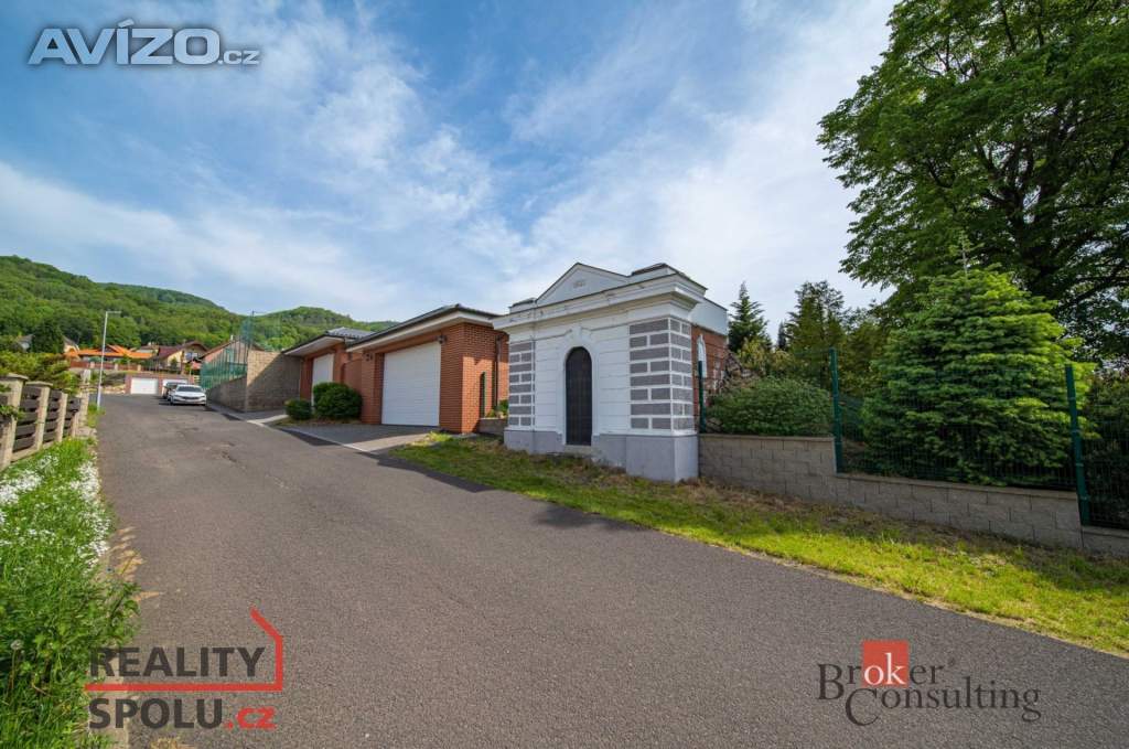 Foto inzerátu Pronájem rodinného domu 368 m2, Krupka