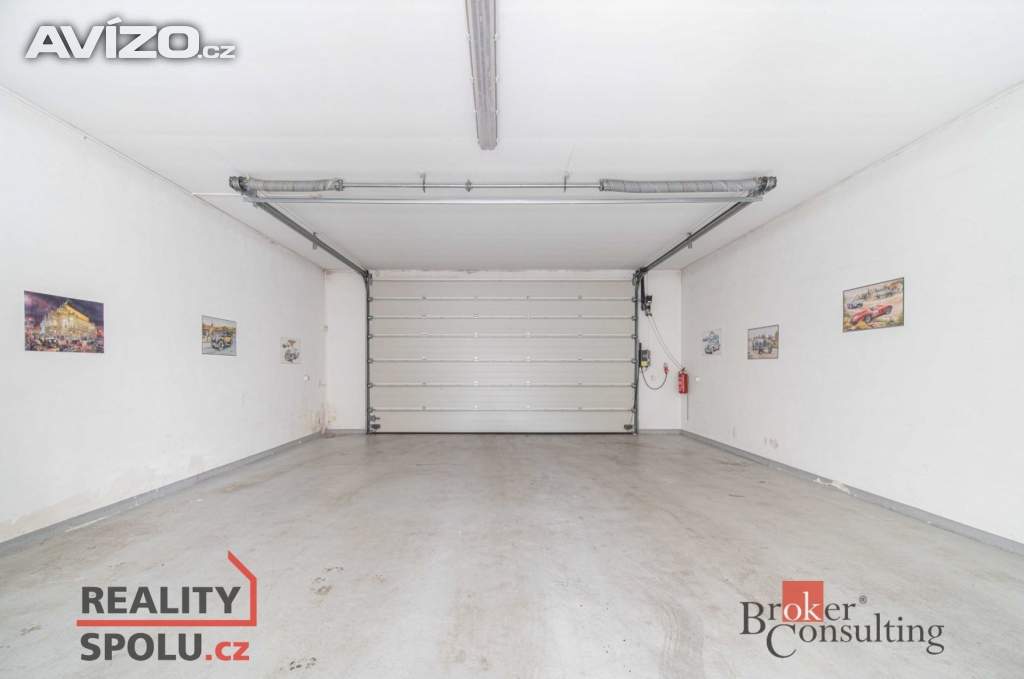 Foto inzerátu Pronájem rodinného domu 368 m2, Krupka