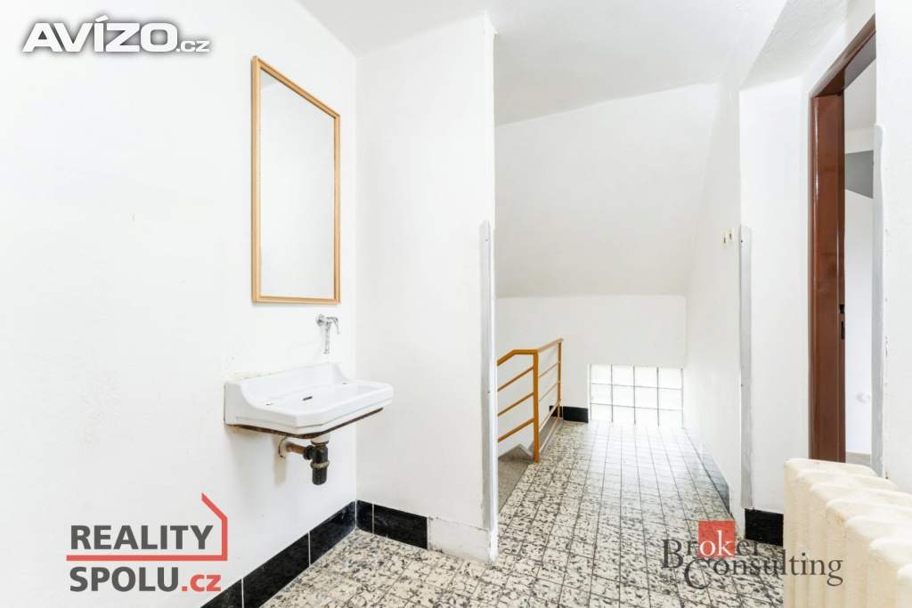 Foto inzerátu Prodej rodinné domy, 150 m2 -