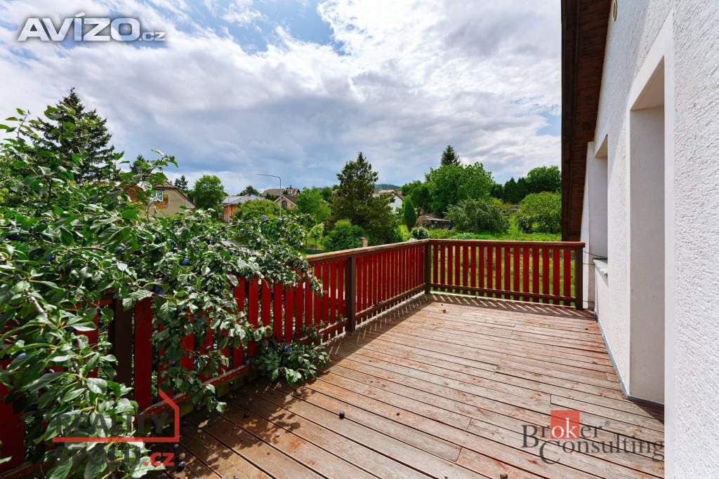 Foto inzerátu Prodej rodinného domu 231 m2, Starý Plzenec