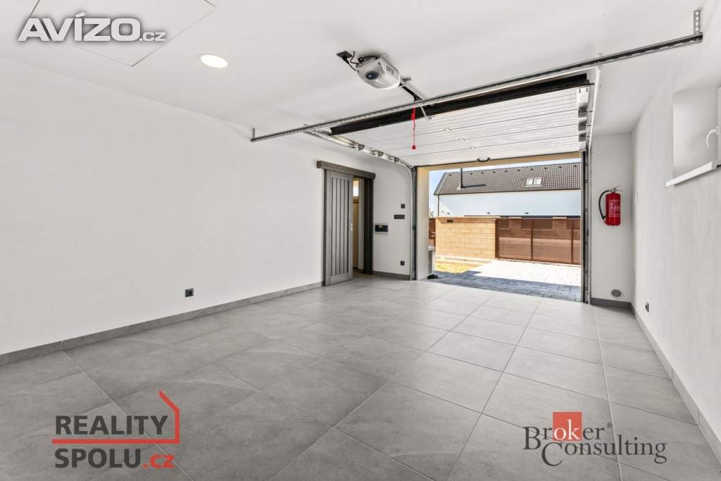 Foto inzerátu Prodej rodinné domy, 158 m² - Choťánky