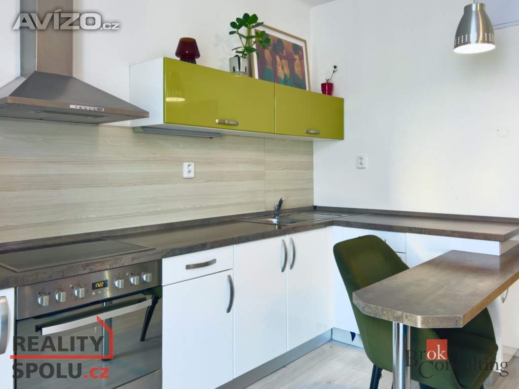 Pronájem bytu 1+kk 32 m², Praha