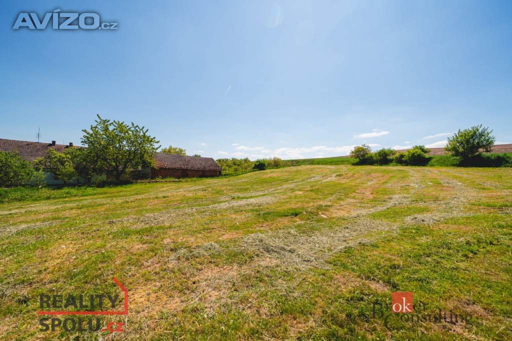 Foto inzerátu Prodej stavebního pozemku 2 037 m², Osek