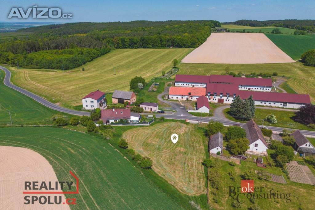 Foto inzerátu Prodej stavebního pozemku 2 037 m², Osek