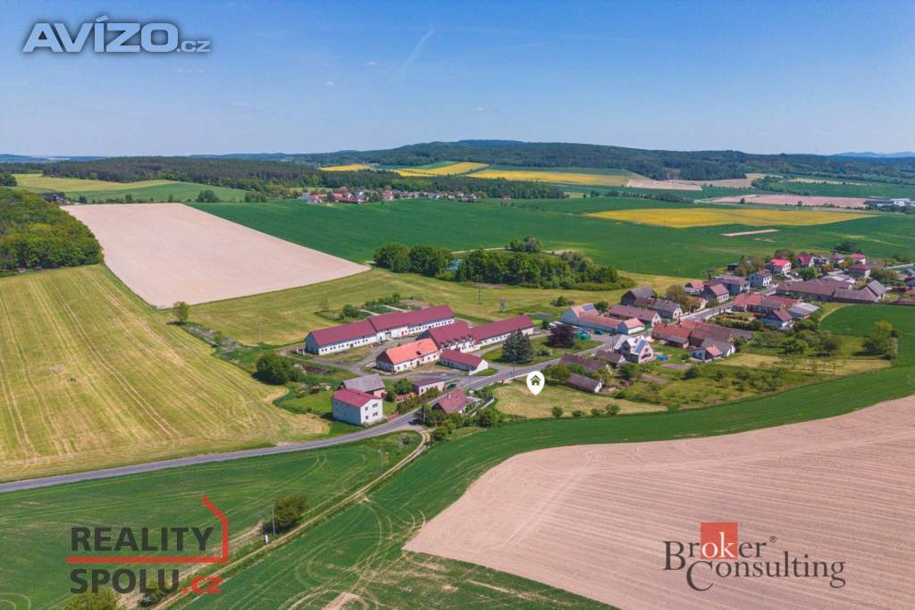 Foto inzerátu Prodej stavebního pozemku 2 037 m², Osek