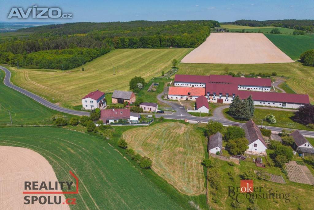 Foto inzerátu Prodej stavebního pozemku 2 037 m², Osek