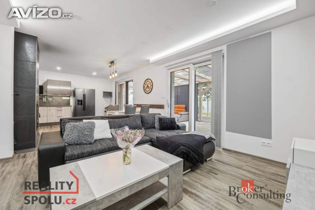 Foto inzerátu Prodej rodinného domu 178 m², Podolí