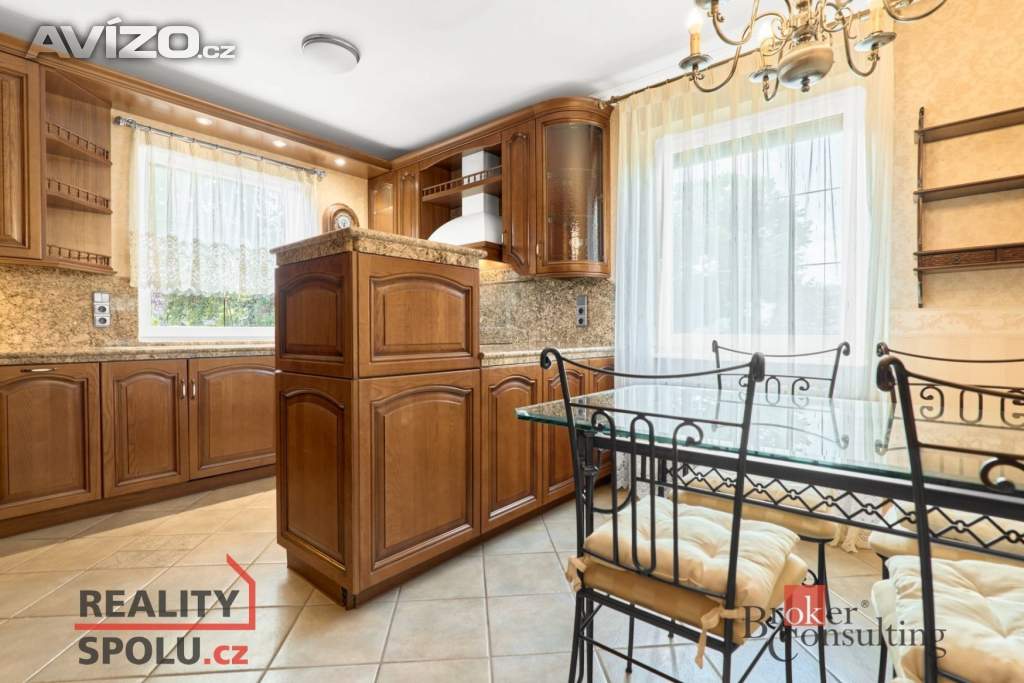 Foto inzerátu Prodej rodinné domy, 388 m² - Karlovy Vary - Tašovice