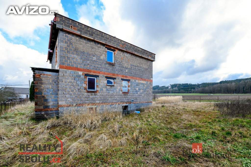 Foto inzerátu Prodej rodinného domu 300 m², Kamenný Újezd
