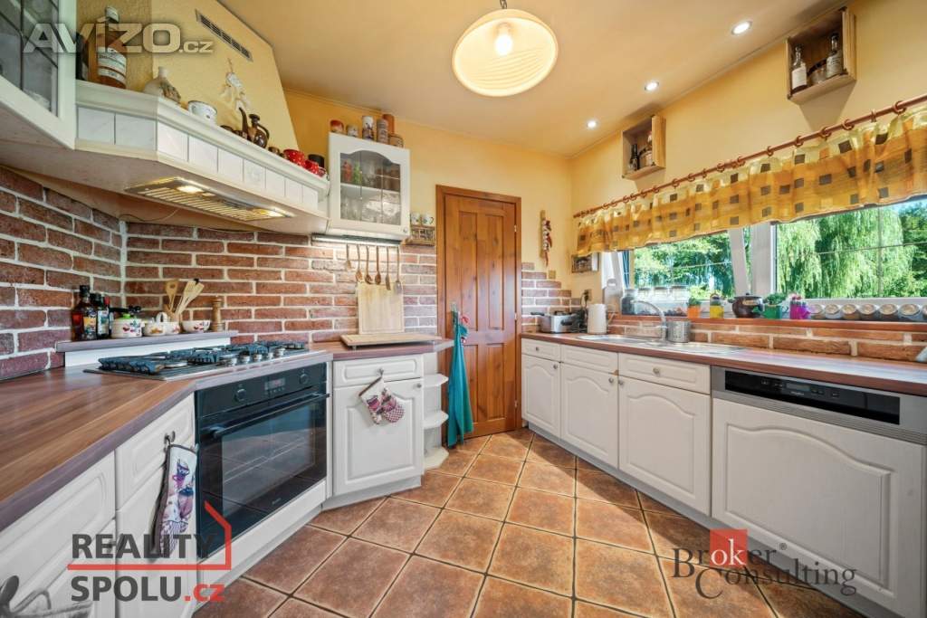 Foto inzerátu Prodej rodinného domu 170 m², Libušín