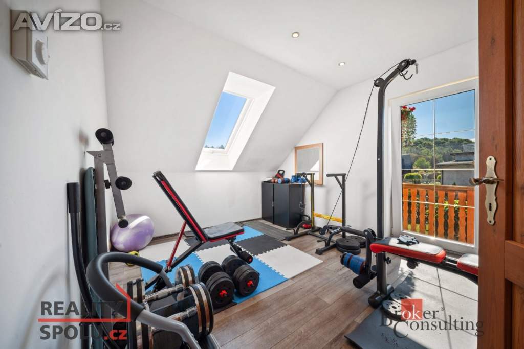 Foto inzerátu Prodej rodinného domu 170 m², Libušín