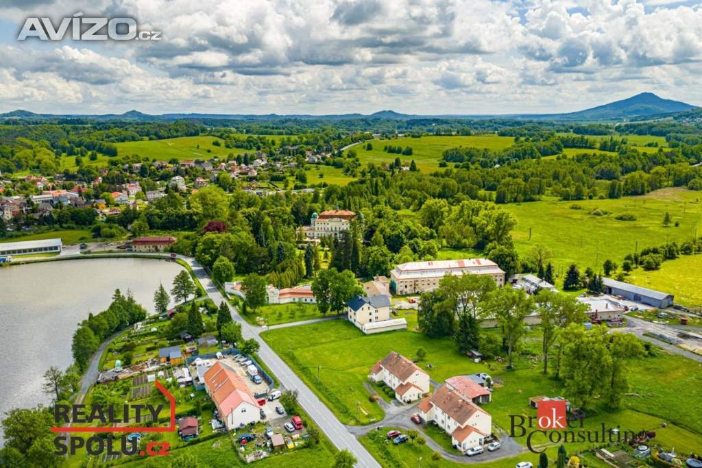 Foto inzerátu Prodej komerčního pozemku 1 942 m², Jablonné v Podještědí