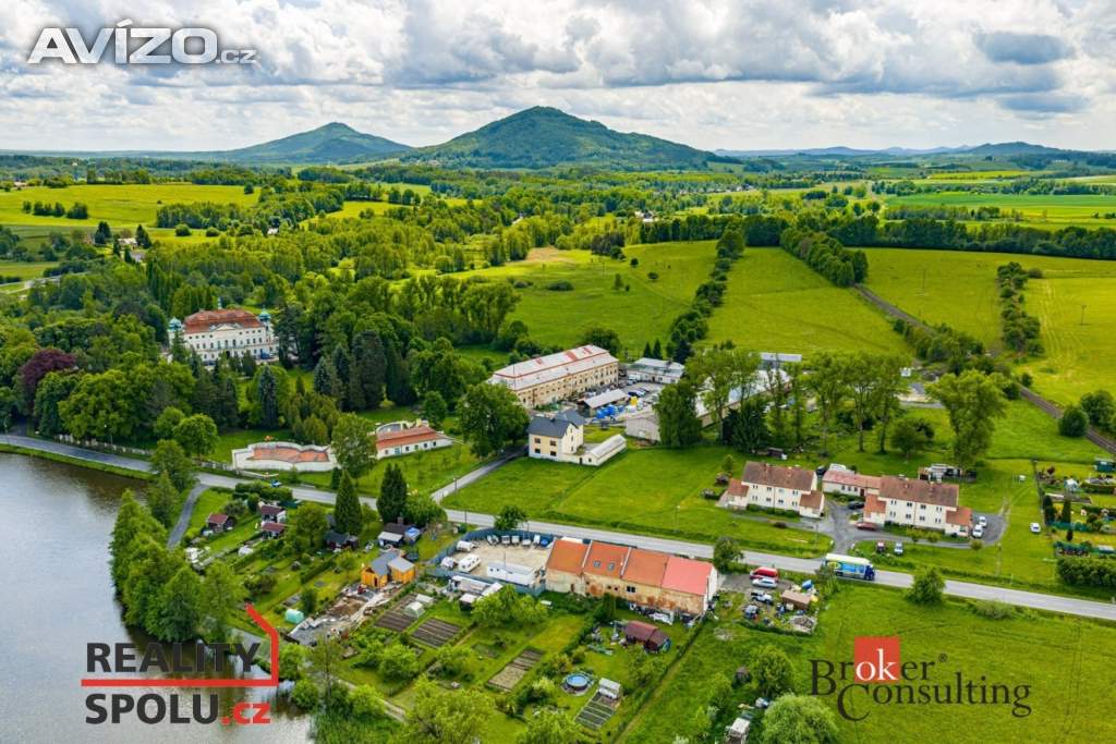Foto inzerátu Prodej komerčního pozemku 1 942 m², Jablonné v Podještědí