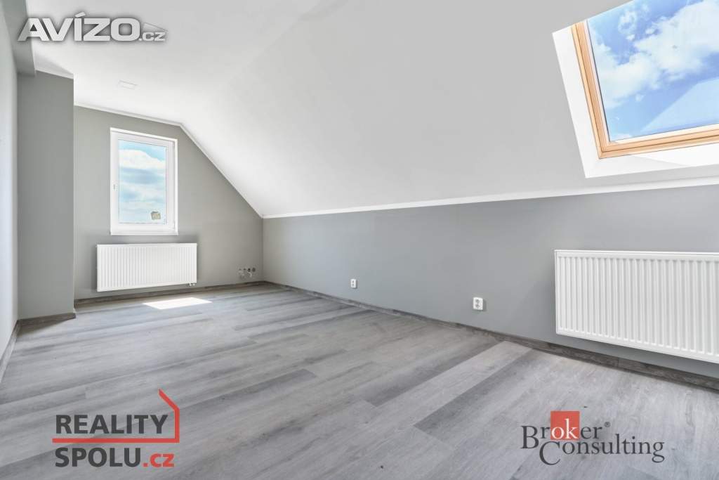Foto inzerátu Prodej rodinné domy, 202 m² - Smolné Pece