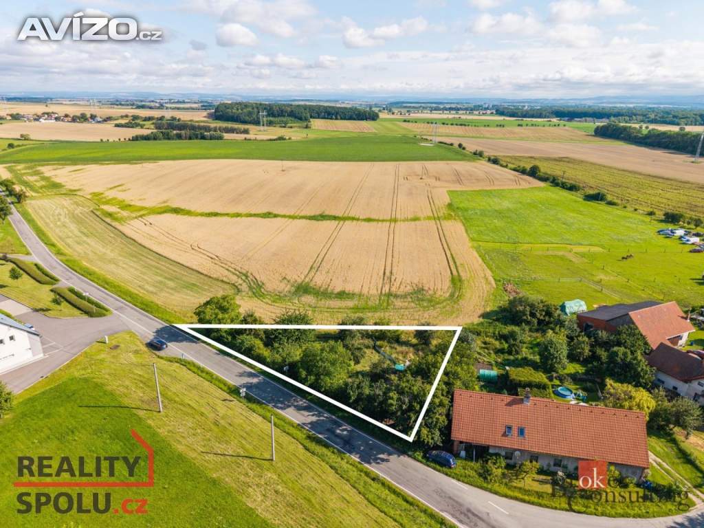 Foto inzerátu Prodej stavebního pozemku 1 048 m², Vysoký Újezd