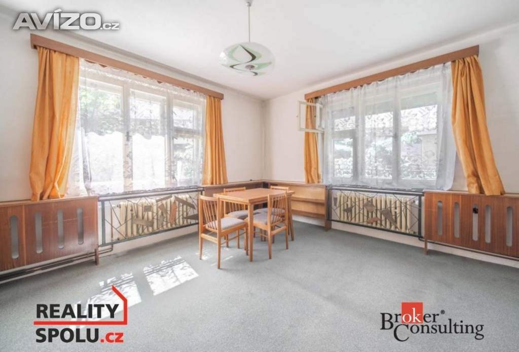 Foto inzerátu Prodej rodinného domu 239 m², Chleny