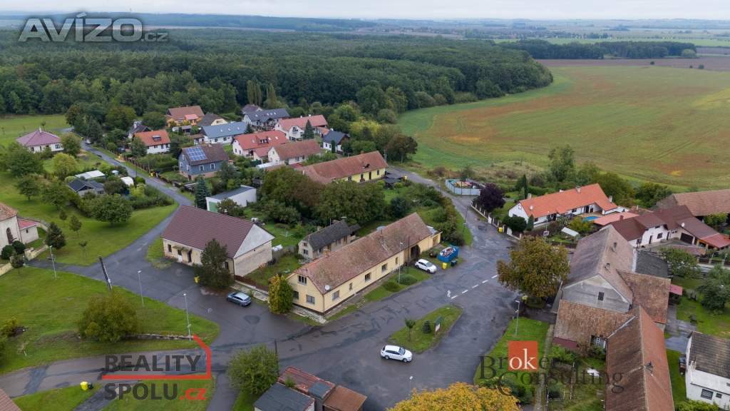 Foto inzerátu Prodej rodinného domu 189 m², Běrunice