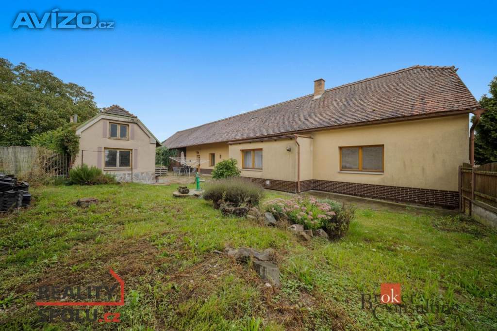 Foto inzerátu Prodej rodinného domu 189 m², Běrunice